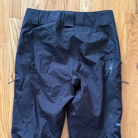 Patagonia sz M Black Men's waterproof snow ski Pants not lined great condition - Picture 7 of 8